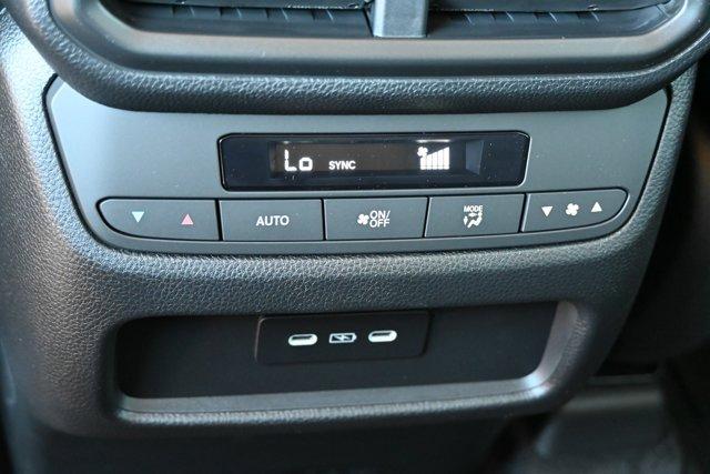 new 2025 Honda Pilot car, priced at $43,872