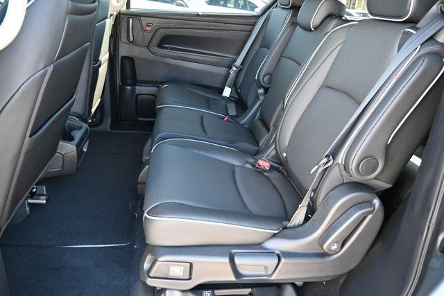 new 2026 Honda Odyssey car, priced at $49,525