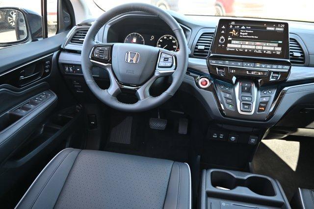 new 2026 Honda Odyssey car, priced at $49,525