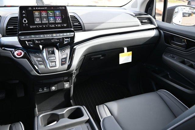 new 2025 Honda Odyssey car, priced at $46,157