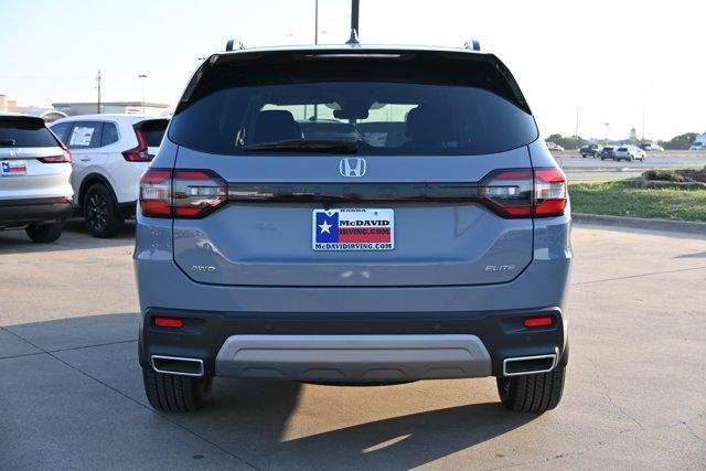 new 2025 Honda Pilot car, priced at $51,204