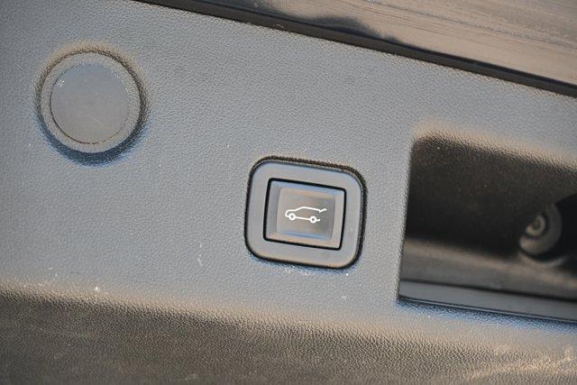 used 2020 Chevrolet Equinox car, priced at $15,690