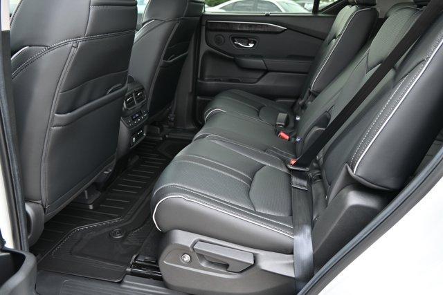new 2025 Honda Pilot car, priced at $51,204