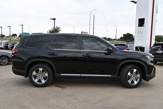 new 2025 Honda Pilot car, priced at $42,913