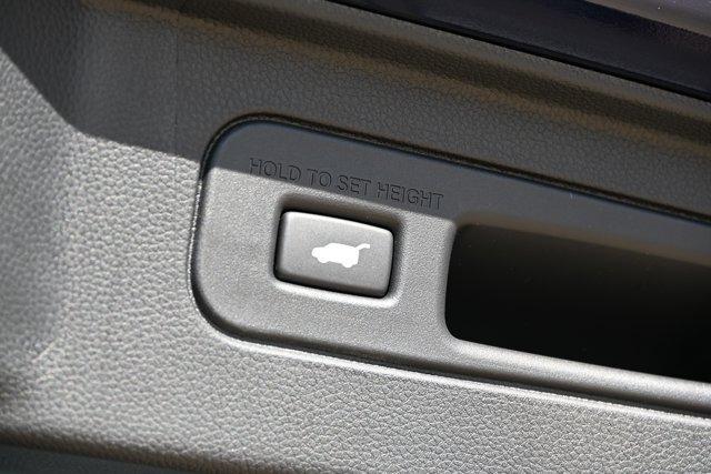 new 2025 Honda Pilot car, priced at $42,898