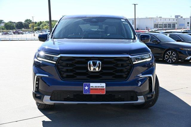 new 2025 Honda Pilot car, priced at $42,898