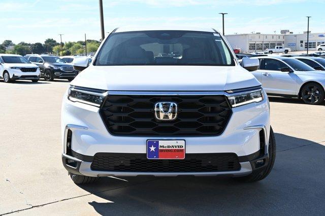 new 2025 Honda Pilot car, priced at $42,547