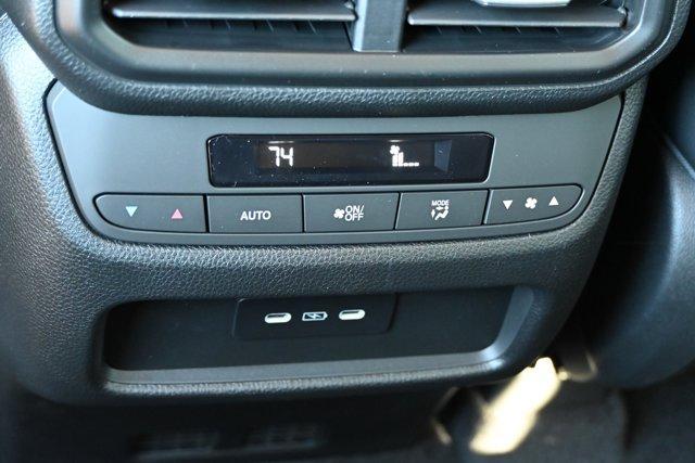 new 2025 Honda Pilot car, priced at $43,872