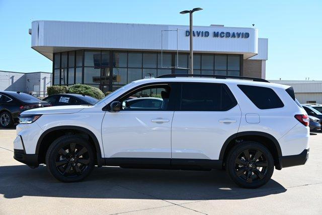new 2025 Honda Pilot car, priced at $52,626