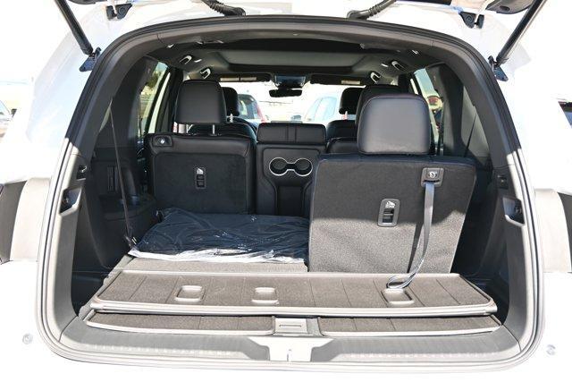 new 2025 Honda Pilot car, priced at $52,626