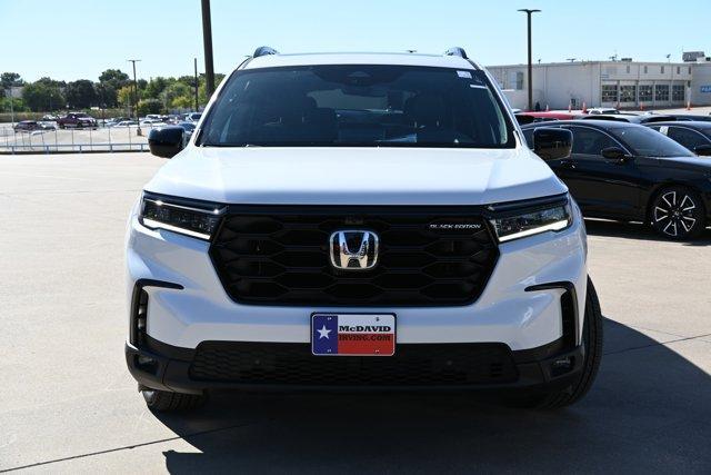 new 2025 Honda Pilot car, priced at $52,626