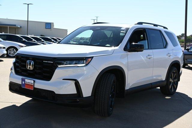 new 2025 Honda Pilot car, priced at $52,626