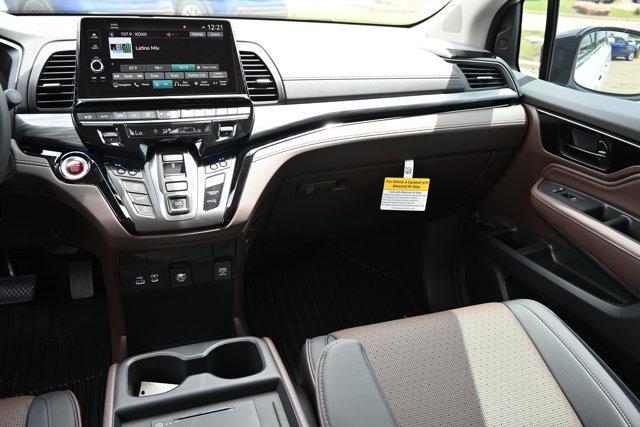 new 2025 Honda Odyssey car, priced at $54,282