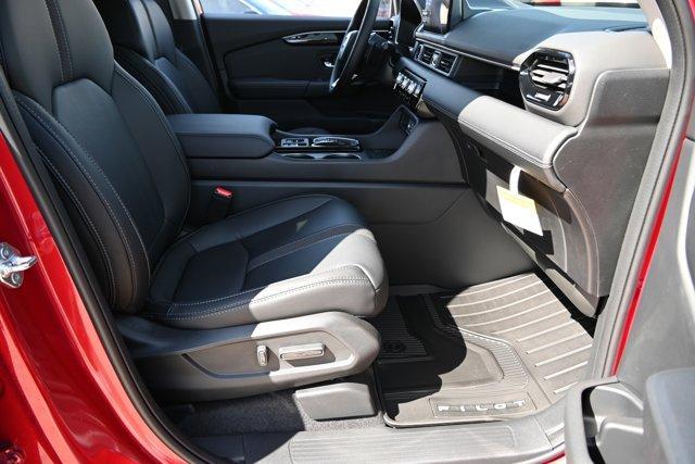 new 2025 Honda Pilot car, priced at $42,618