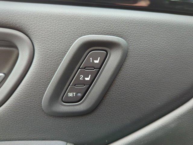 new 2025 Honda Pilot car, priced at $44,518