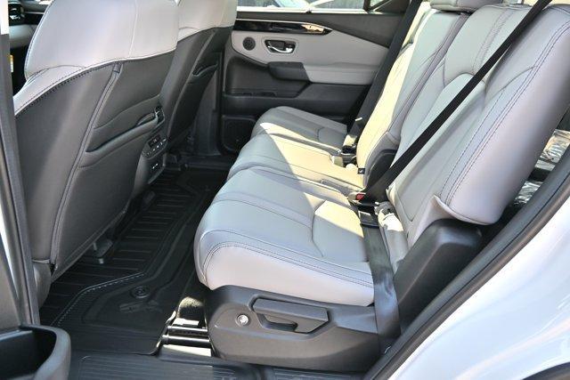 new 2025 Honda Pilot car, priced at $43,325