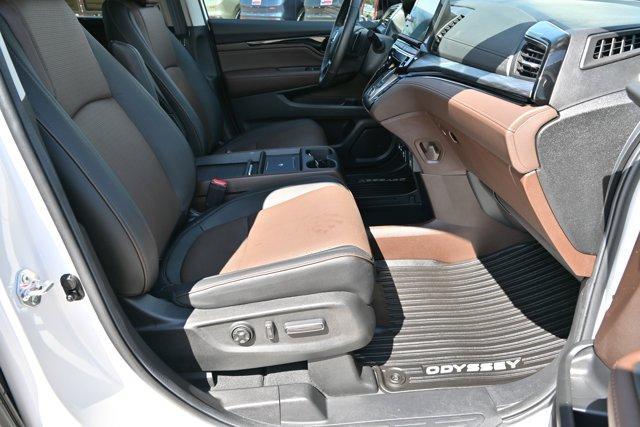 used 2025 Honda Odyssey car, priced at $47,650