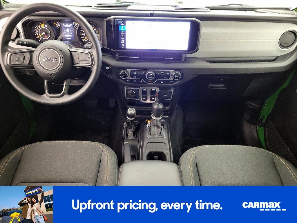 used 2025 Jeep Wrangler car, priced at $35,998