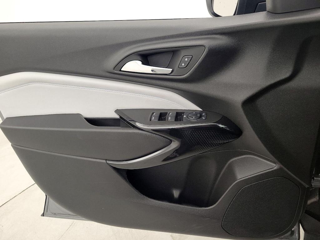 used 2024 Chevrolet Trax car, priced at $25,998