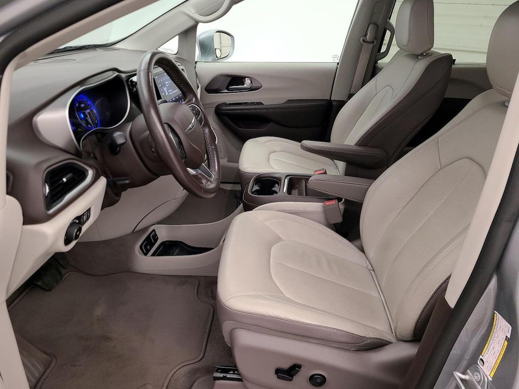 used 2019 Chrysler Pacifica car, priced at $25,998