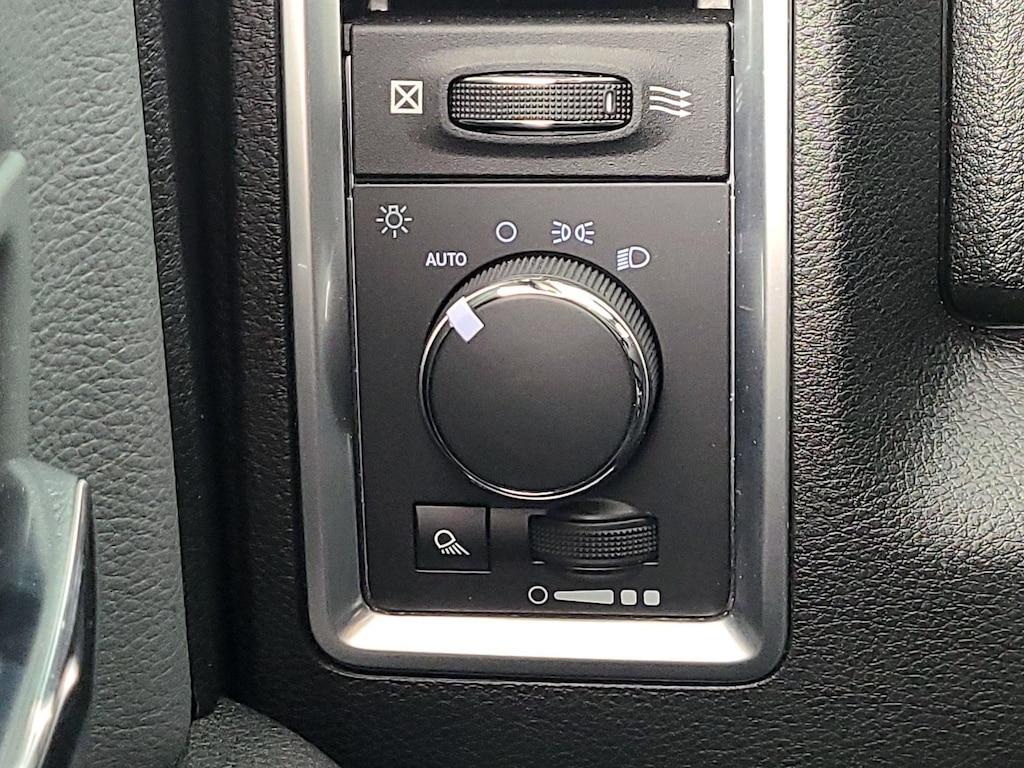 used 2022 Ram 1500 Classic car, priced at $23,998