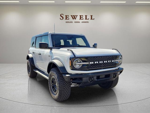 new 2024 Ford Bronco car, priced at $60,678