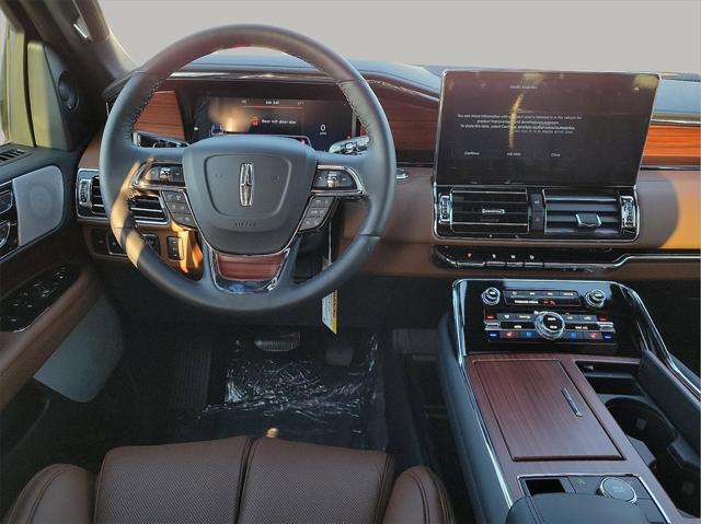 new 2024 Lincoln Navigator car, priced at $110,570