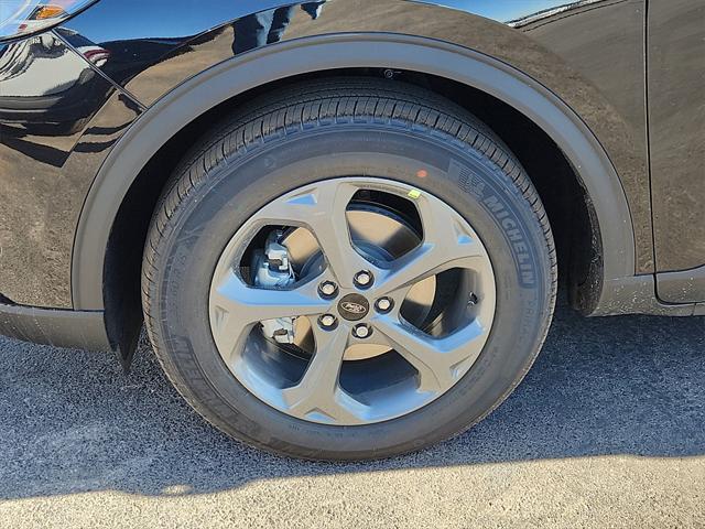 new 2025 Ford Escape car, priced at $33,055