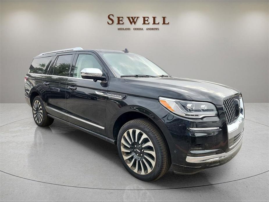 new 2024 Lincoln Navigator car, priced at $112,011