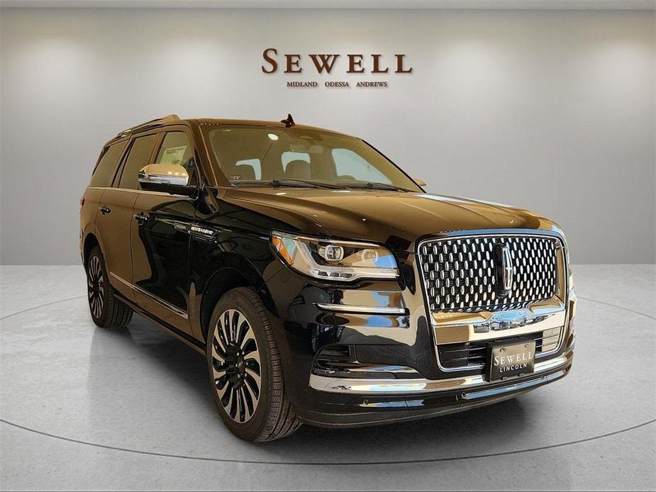 new 2024 Lincoln Navigator car, priced at $107,360