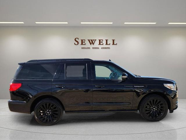 used 2019 Lincoln Navigator car, priced at $31,400