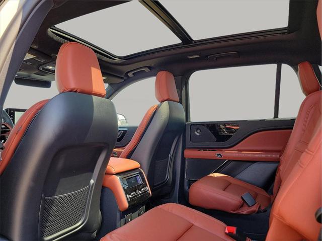 new 2025 Lincoln Aviator car, priced at $71,625