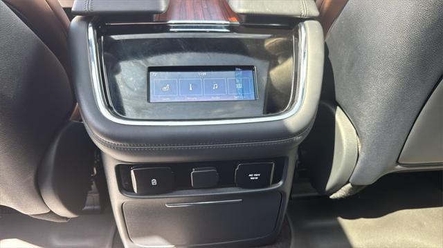 used 2024 Lincoln Navigator car, priced at $86,600