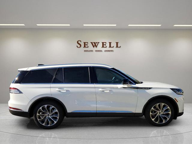 new 2025 Lincoln Aviator car, priced at $70,525