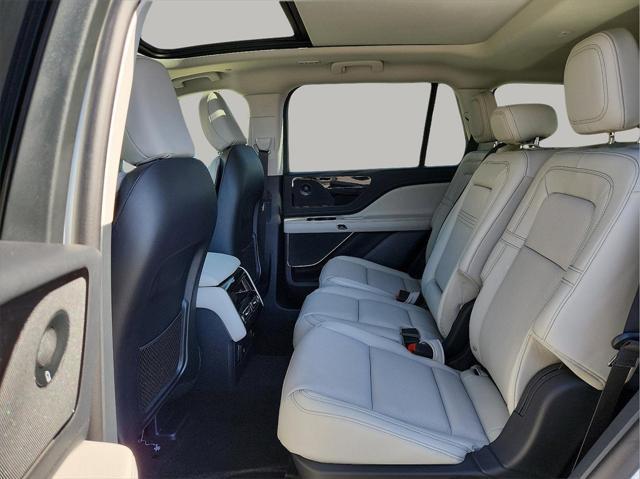 new 2025 Lincoln Aviator car, priced at $70,525