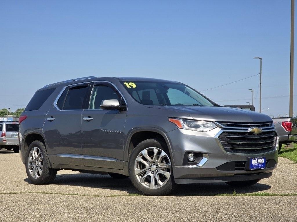 used 2019 Chevrolet Traverse car, priced at $18,742
