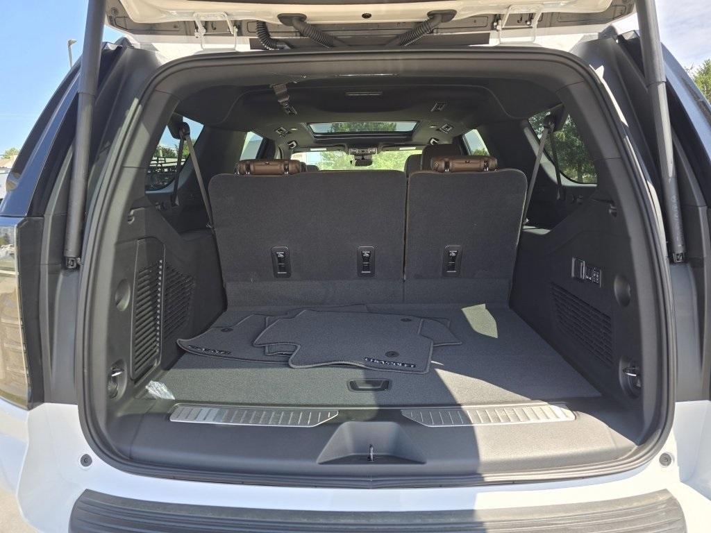 new 2025 Chevrolet Suburban car, priced at $95,379