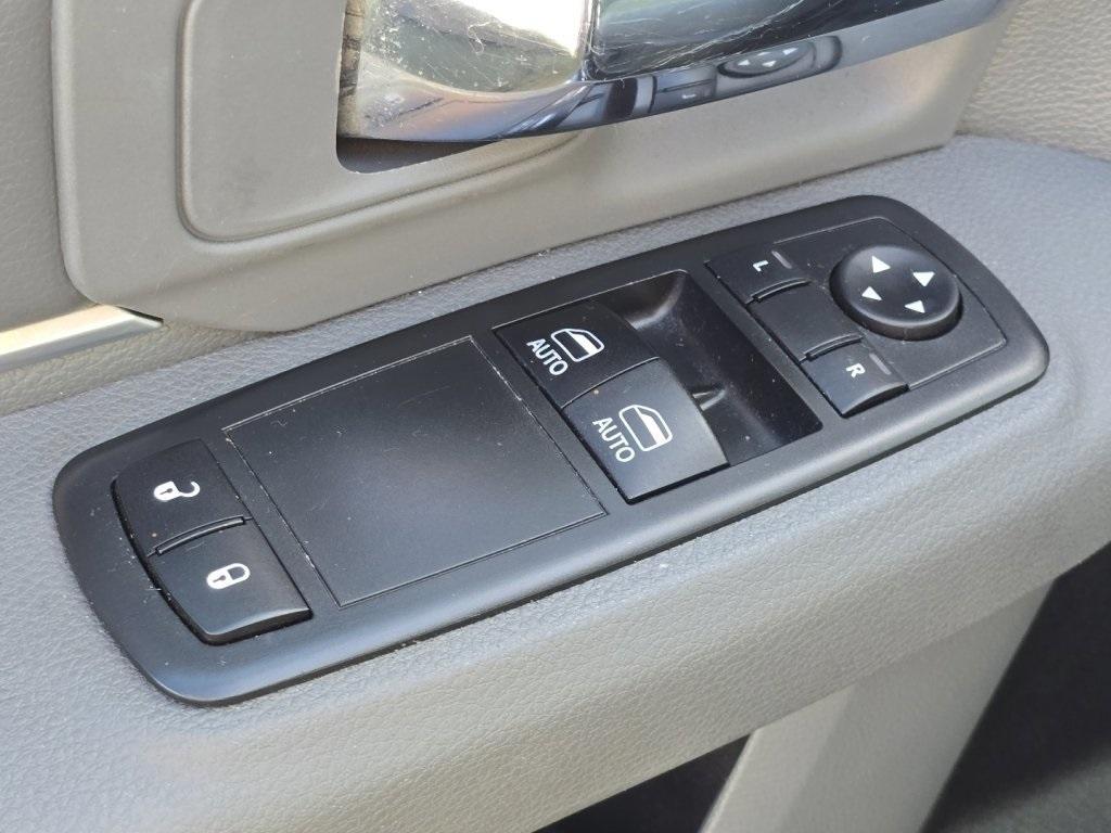 used 2017 Ram 1500 car, priced at $13,520