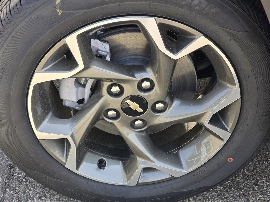 new 2025 Chevrolet Trax car, priced at $24,623