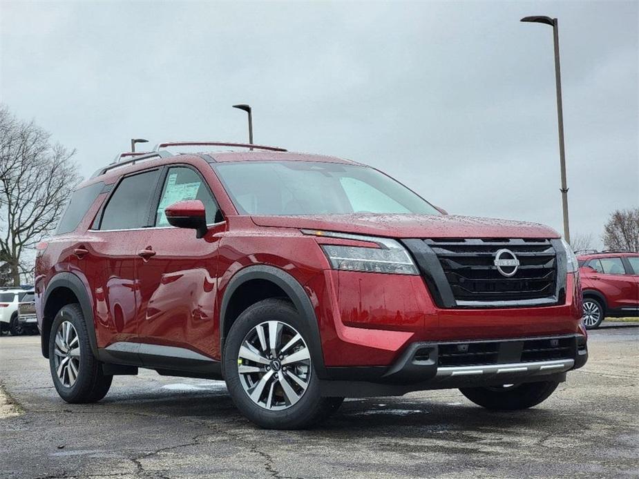 new 2024 Nissan Pathfinder car, priced at $44,280