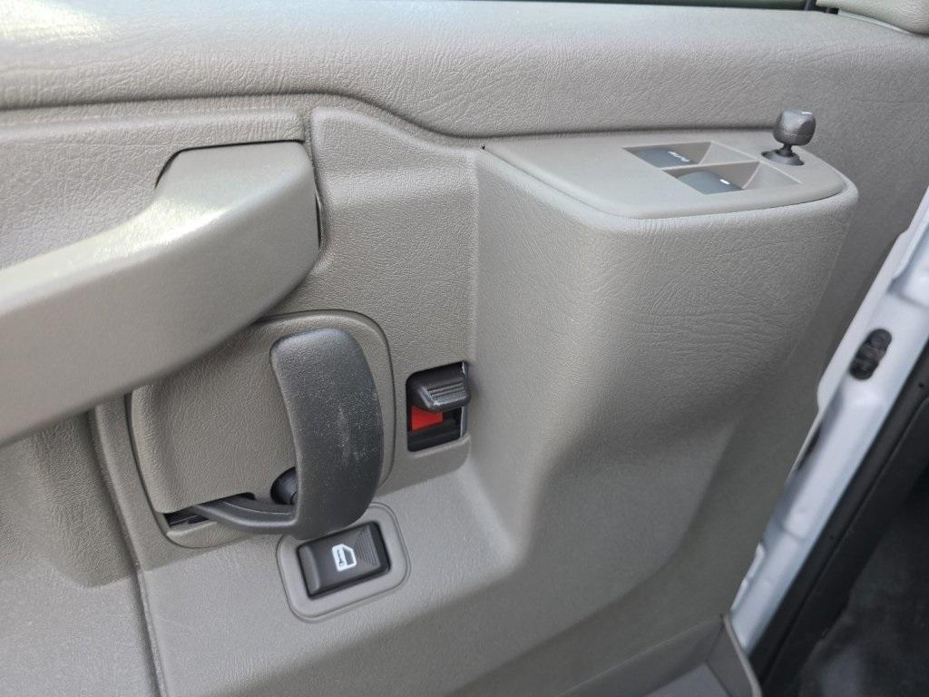 new 2025 Chevrolet Express 2500 car, priced at $50,498