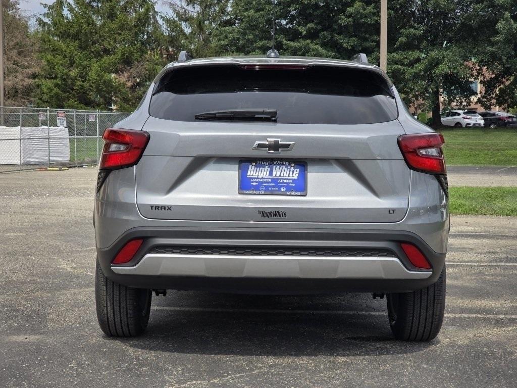 new 2025 Chevrolet Trax car, priced at $25,106