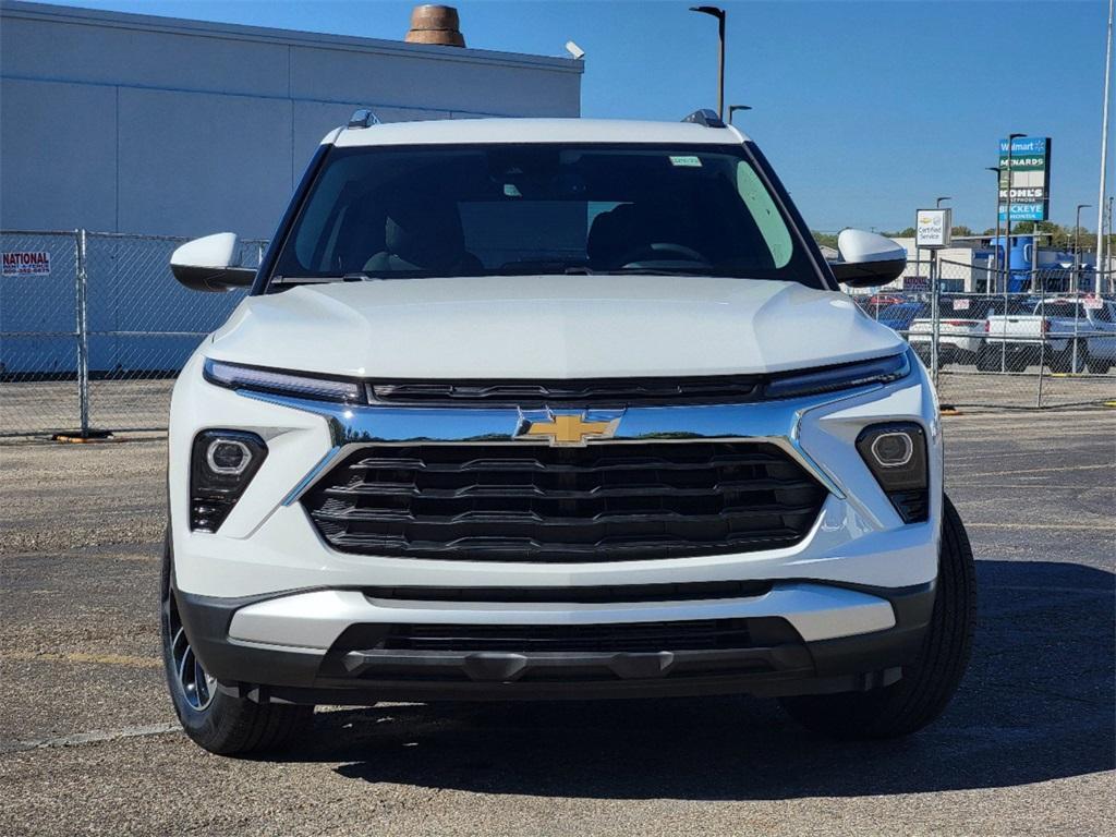 new 2025 Chevrolet TrailBlazer car, priced at $30,522