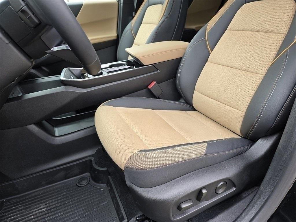 new 2025 Chevrolet Equinox car, priced at $38,994
