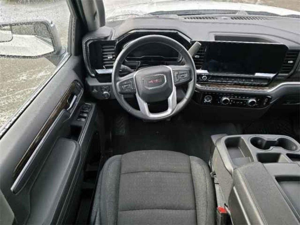 used 2024 GMC Sierra 1500 car, priced at $39,980