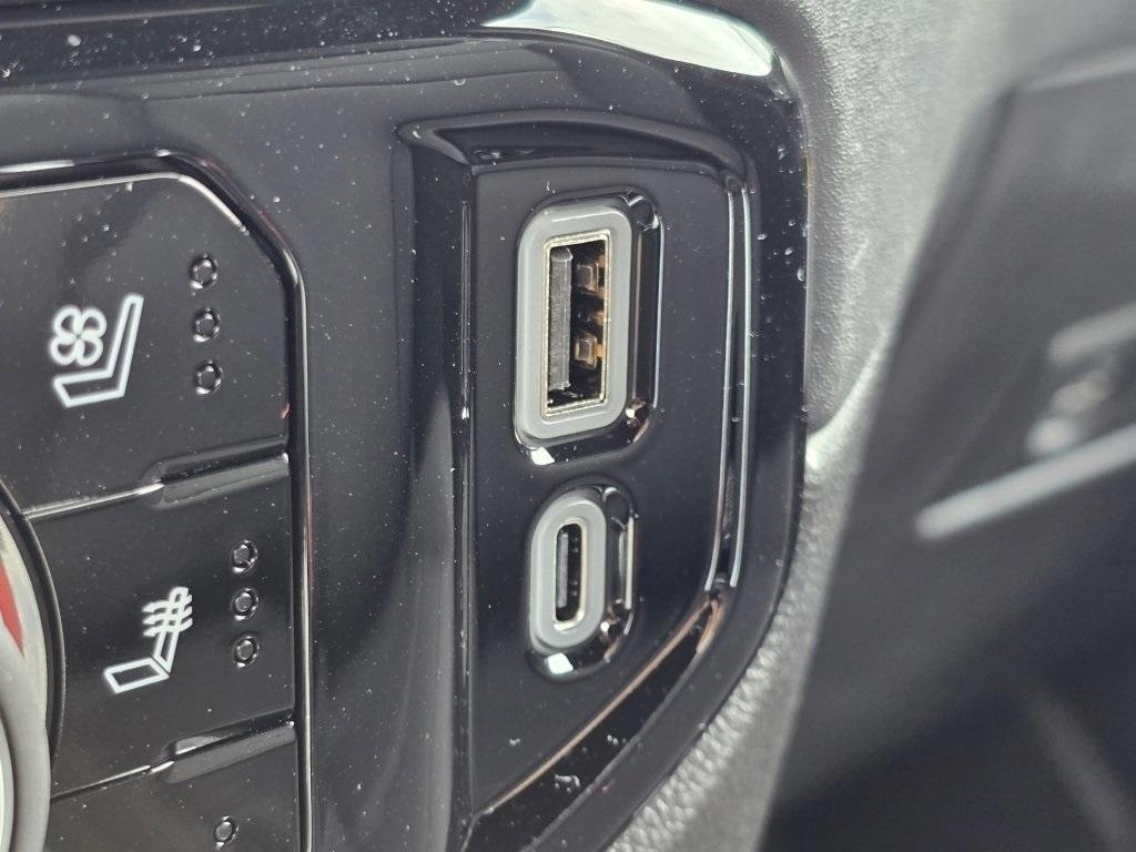 new 2025 Chevrolet Silverado 3500 car, priced at $84,224