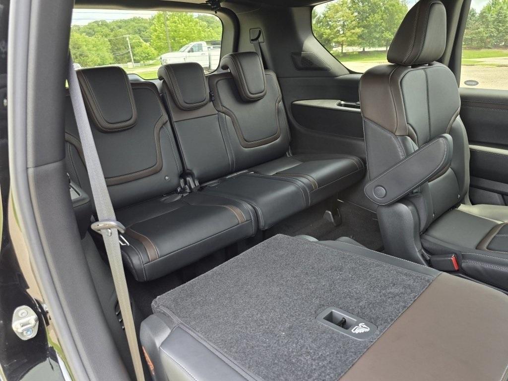 new 2025 Nissan Armada car, priced at $68,721