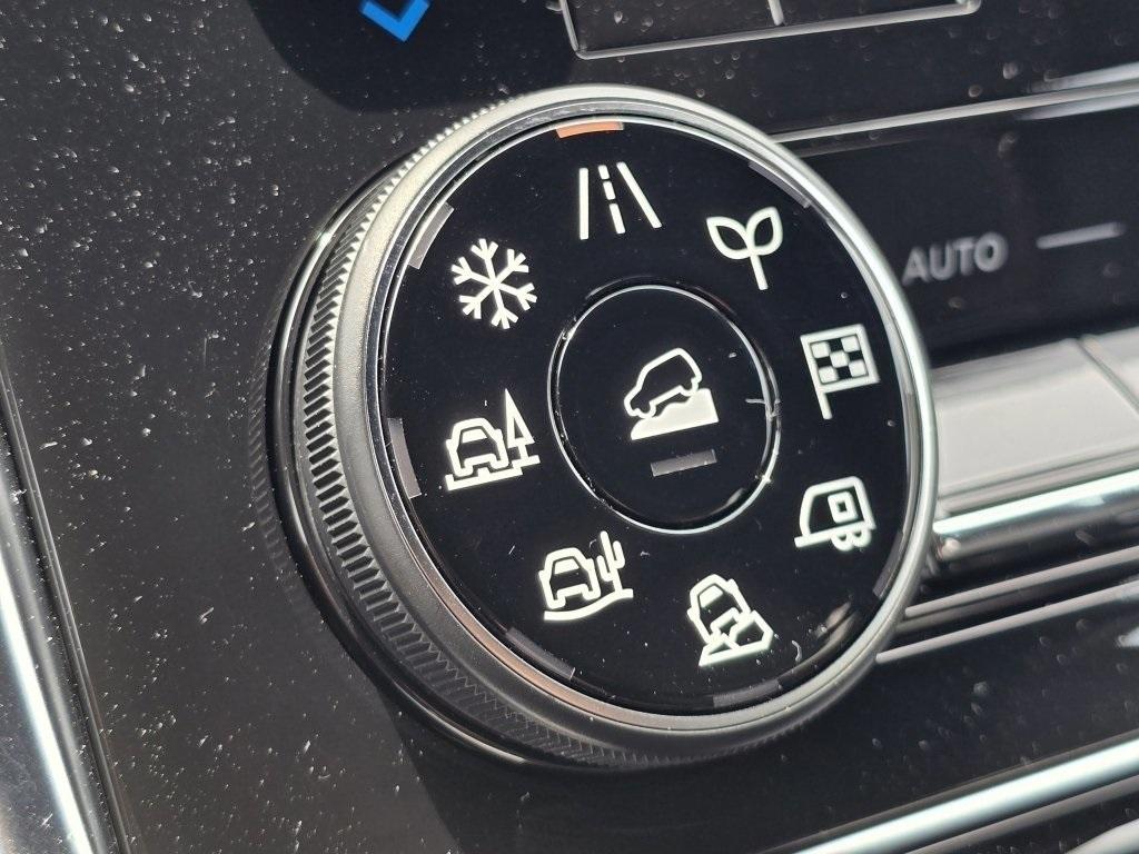 new 2025 Nissan Armada car, priced at $68,721