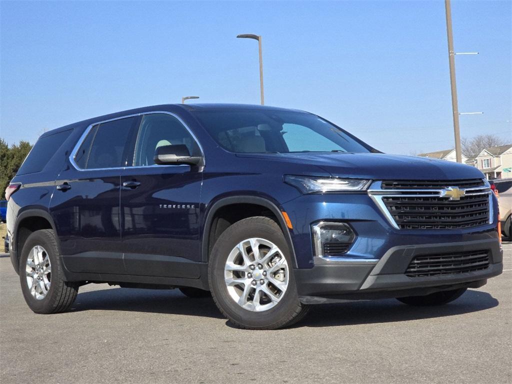 used 2022 Chevrolet Traverse car, priced at $21,980