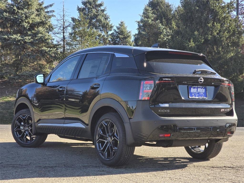 new 2025 Nissan Kicks car, priced at $31,980